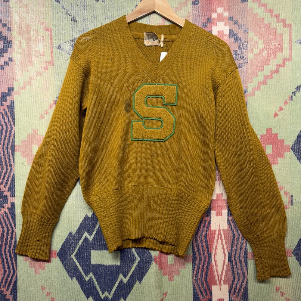 Munzel Knits Vintage Letter Sweater Size Medium 40s